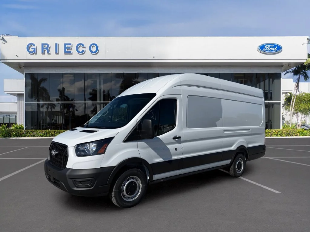 New 2027 White Ford Base image 3
