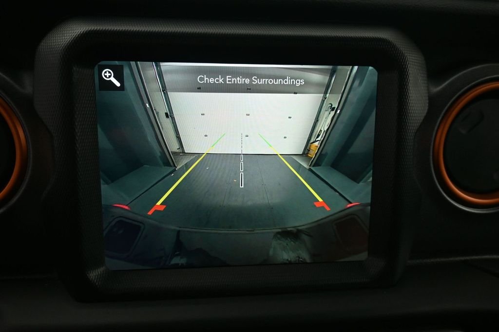 Used 2021 Gray Jeep Mojave image 20
