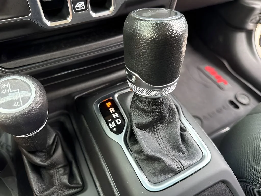 Used 2021 Black Jeep Unlimited Sport S image 15