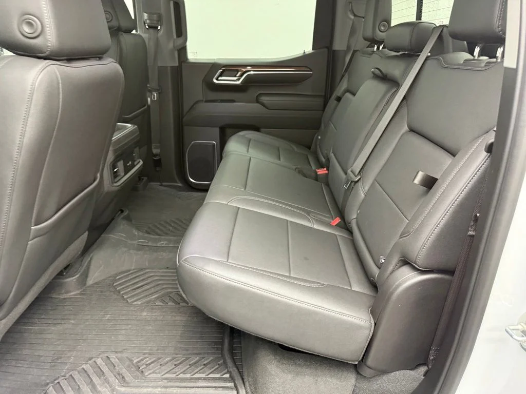 Used 2023 White Chevrolet LT Trail Boss image 29