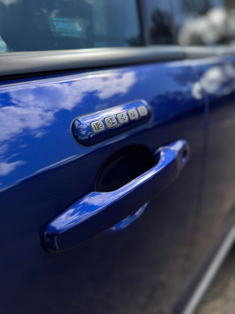Used 2014 Blue Metallic Ford SEL image 39