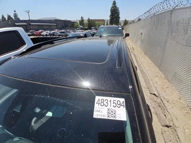 Used 2024 Black GMC SLT image 2