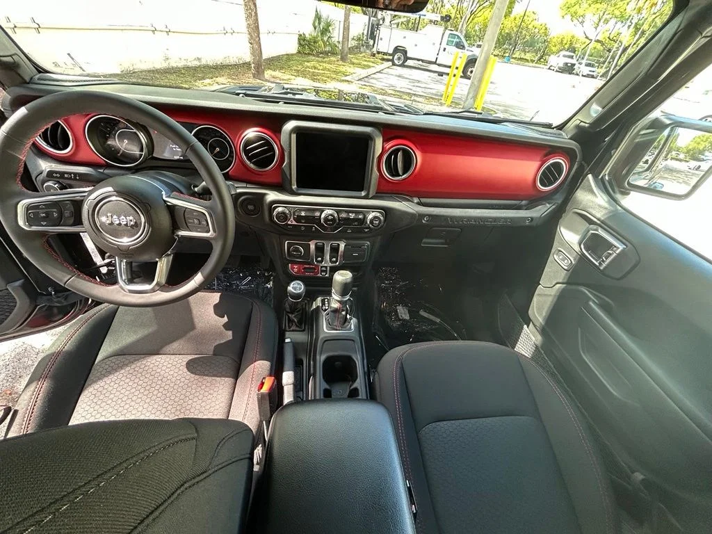 Used 2023 Black Jeep Rubicon image 10