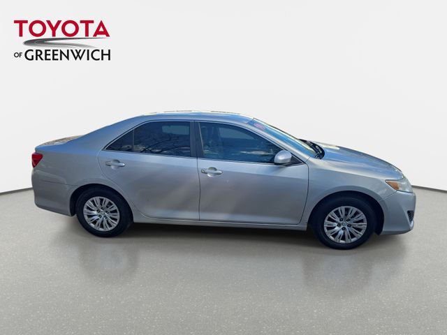 Used 2014 Toyota Camry L with VIN 4T1BF1FK6EU803235 for sale in Greenwich, CT
