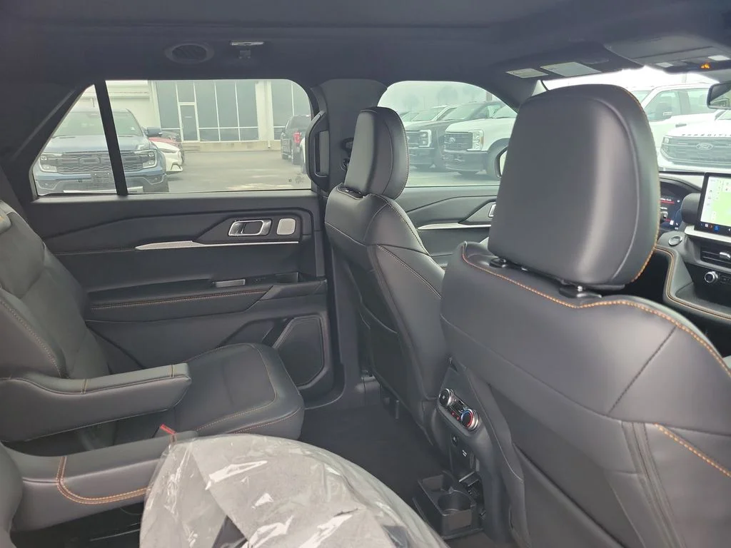 New 2026 Gray Ford Tremor image 31