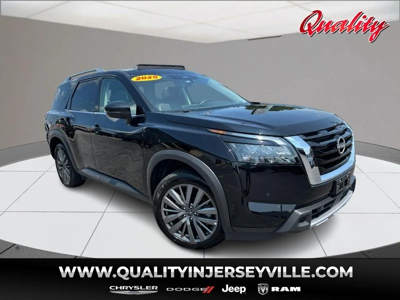 2025 Nissan Pathfinder for sale at Quality CDJR