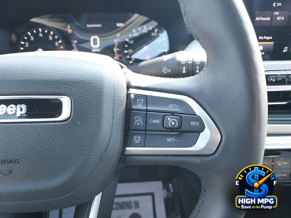 2025 Jeep Compass Limited - Photo 15