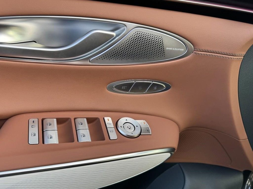 2026 GENESIS GV70 Advanced - Photo 11
