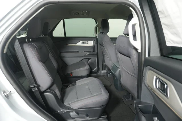 New 2026 Space White Metallic Ford Active image 26