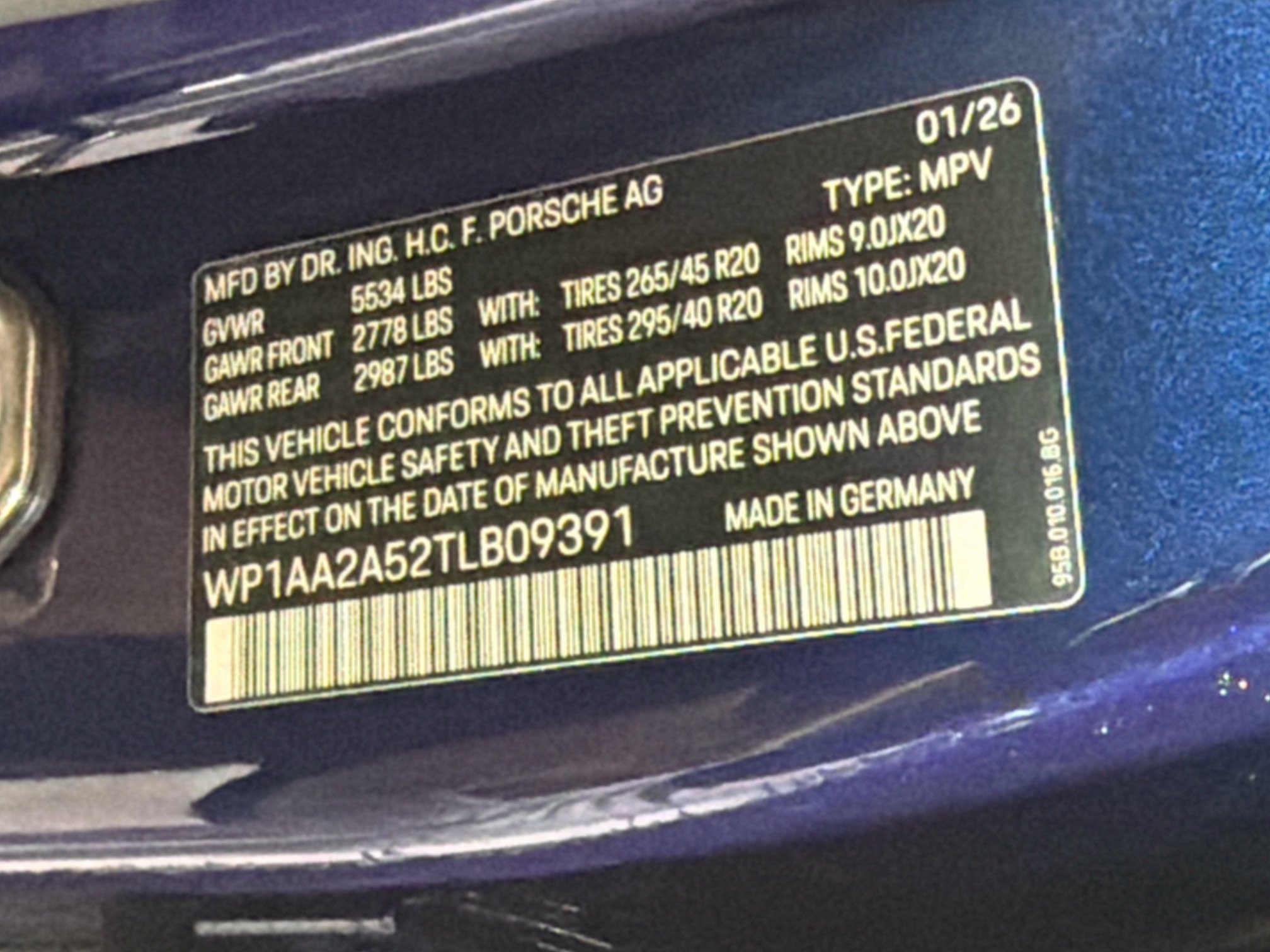 Certified Used 2026 Gentian Blue Metallic Porsche  image 43