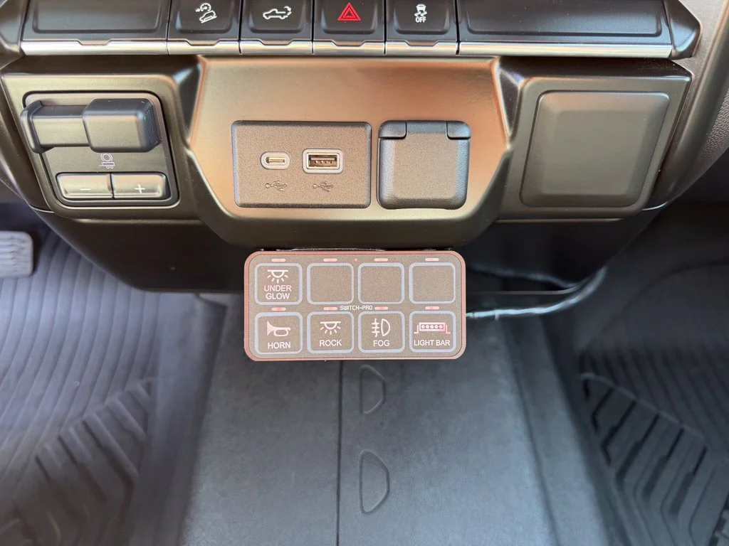 Used 2021 White Chevrolet Custom Trail Boss image 25