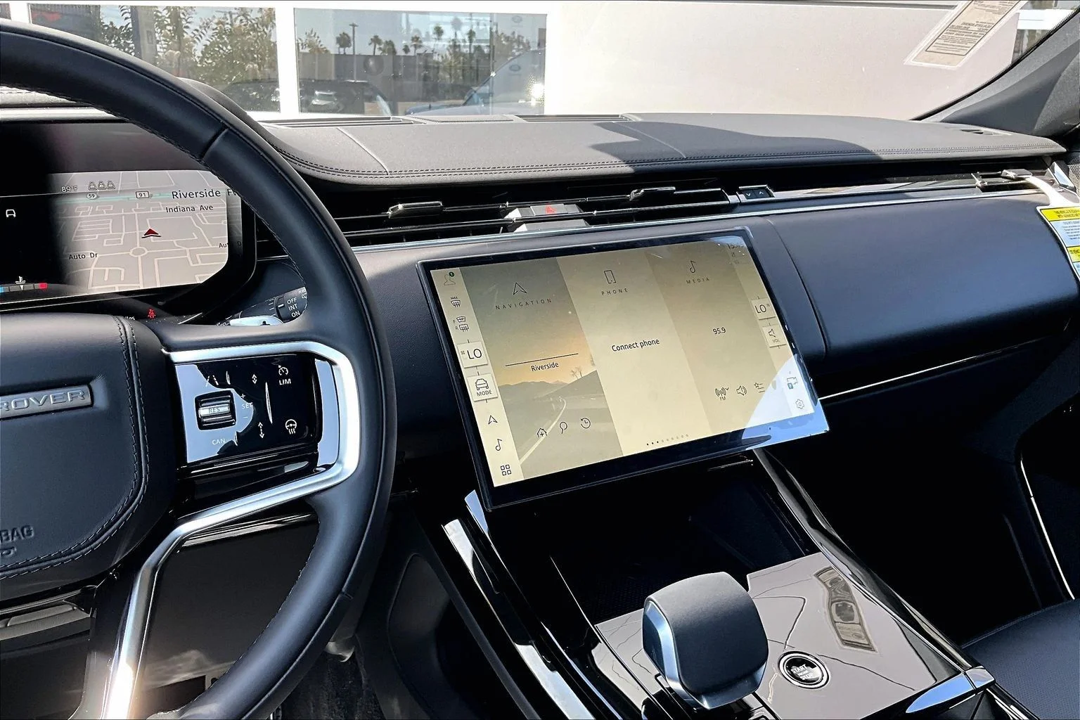 New 2026 Borasco Grey Land Rover SE image 7