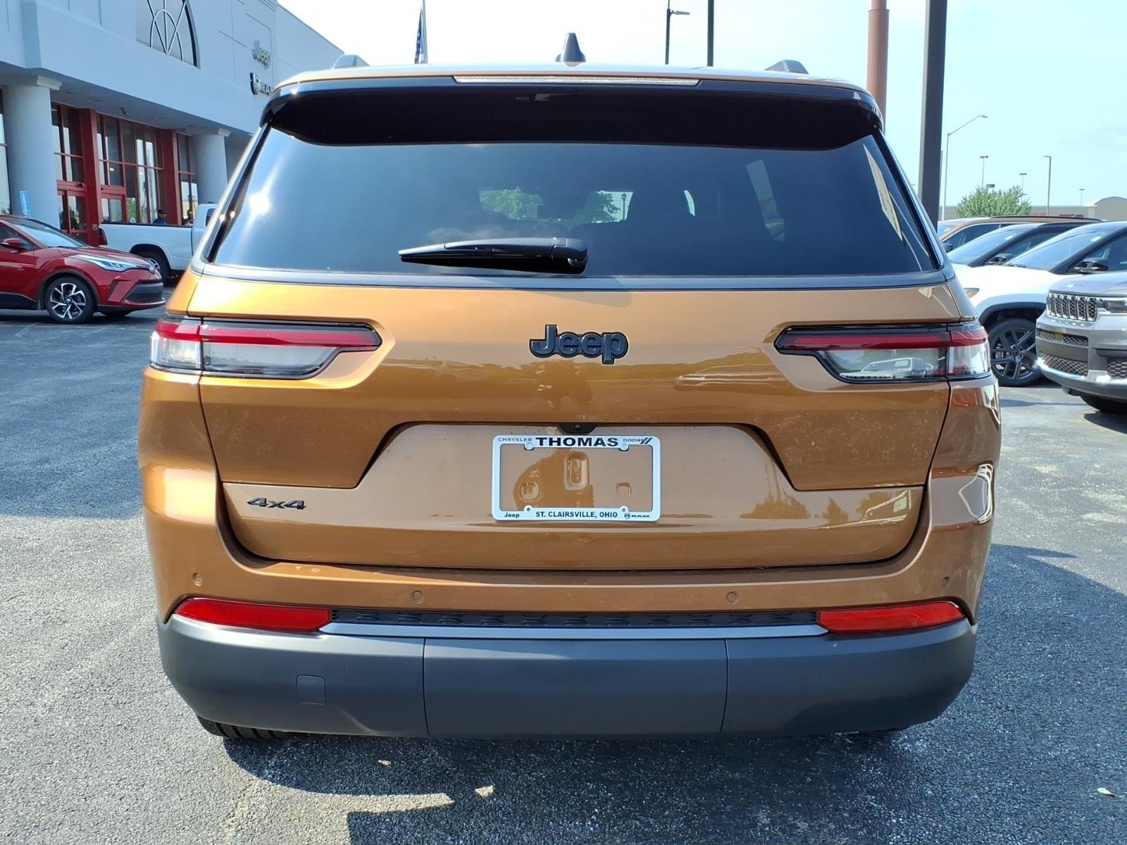 New 2026 Copper Shino Metallic Clearcoat Jeep Limited image 3