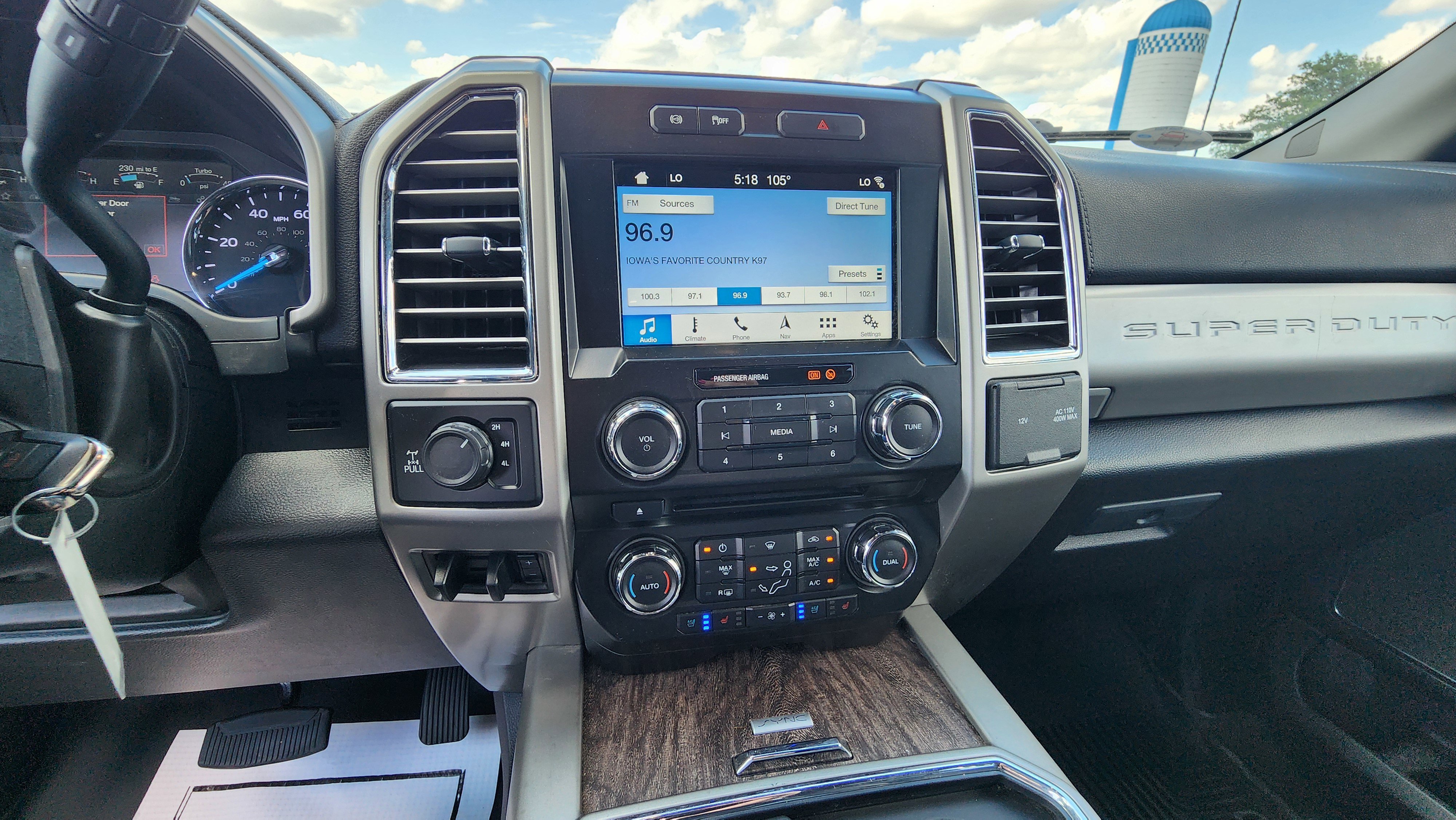 Used 2017 Oxford White Ford Lariat image 15