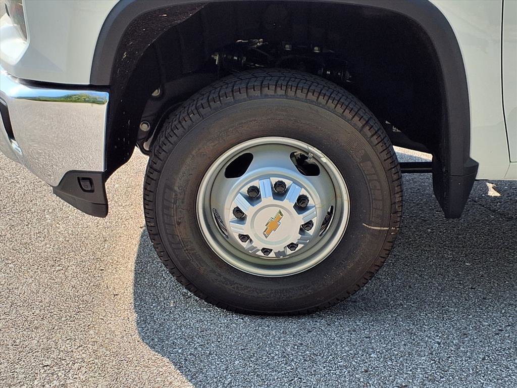 2025 Chevrolet Silverado 3500 HD Work Truck - Photo 22