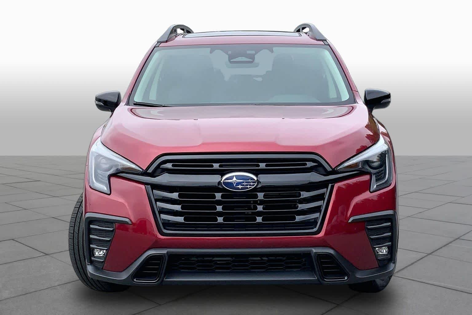 Used 2023 Crimson Red Pearl Subaru Onyx Edition image 4