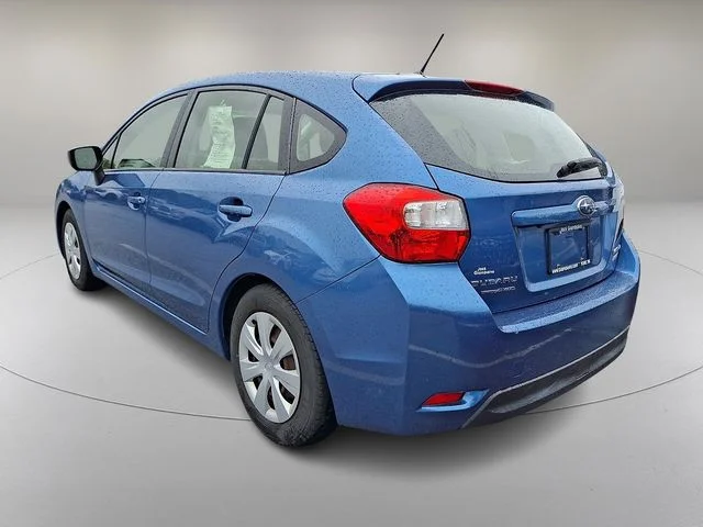 Used 2016 Blue Subaru 2.0i image 6