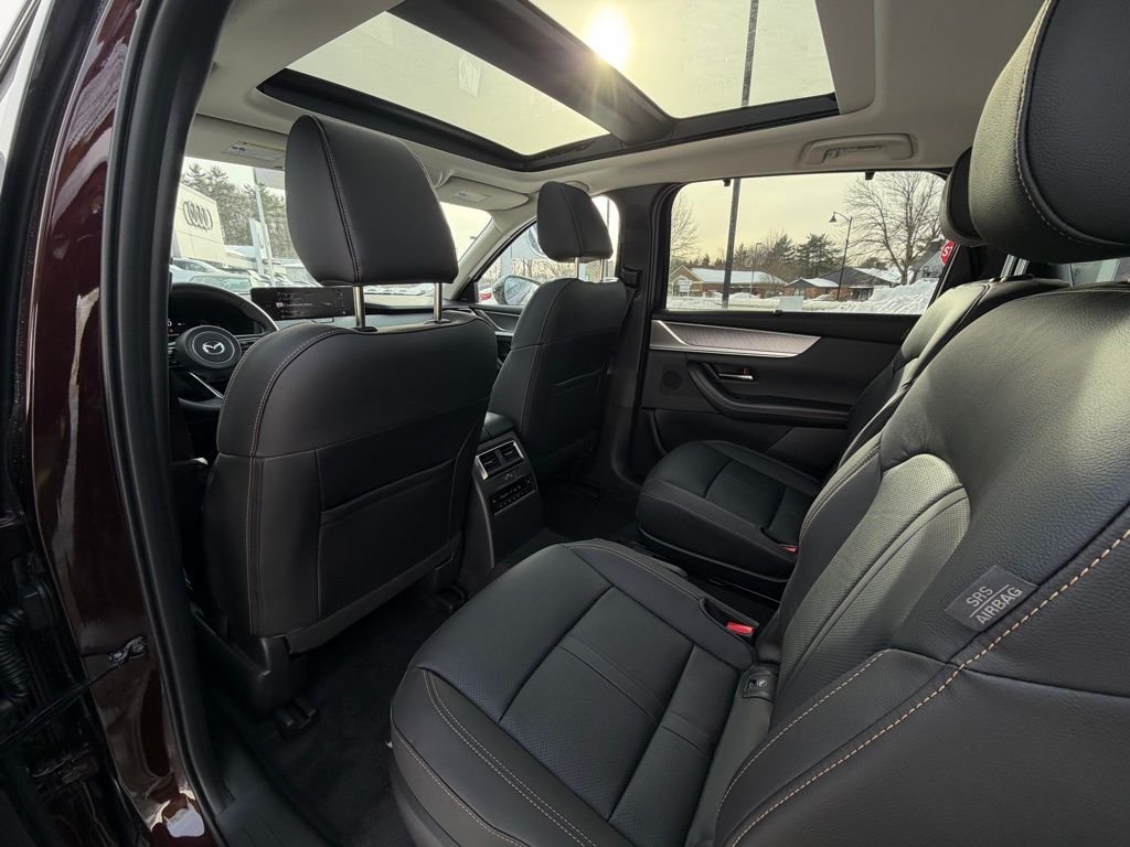 2026 Mazda CX-90 Premium Package - Photo 29