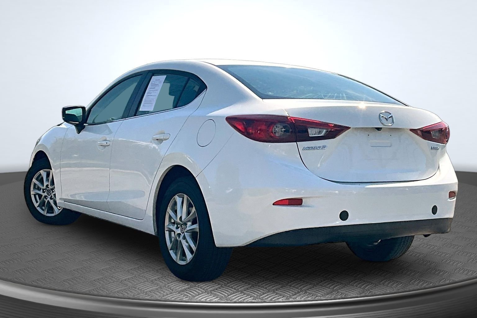 Used 2018 White Mazda Sport image 3