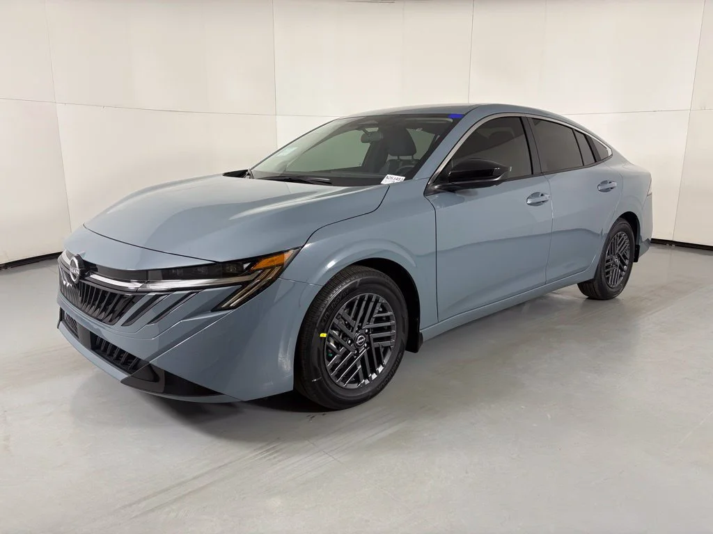 Used 2026 Gray Nissan SV image 4
