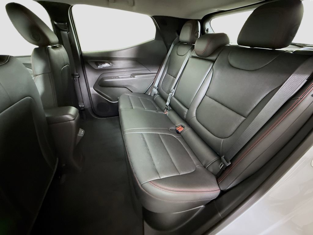 New 2027 Summit White Chevrolet RS image 23