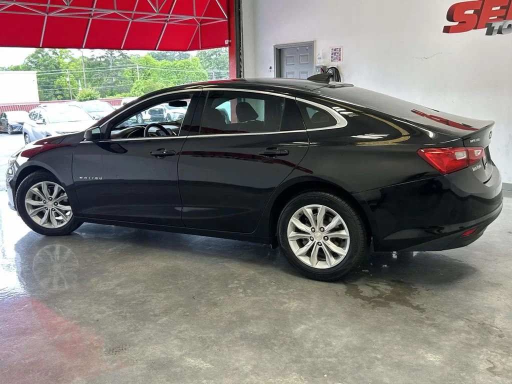 Used 2022 Black Chevrolet LS image 6