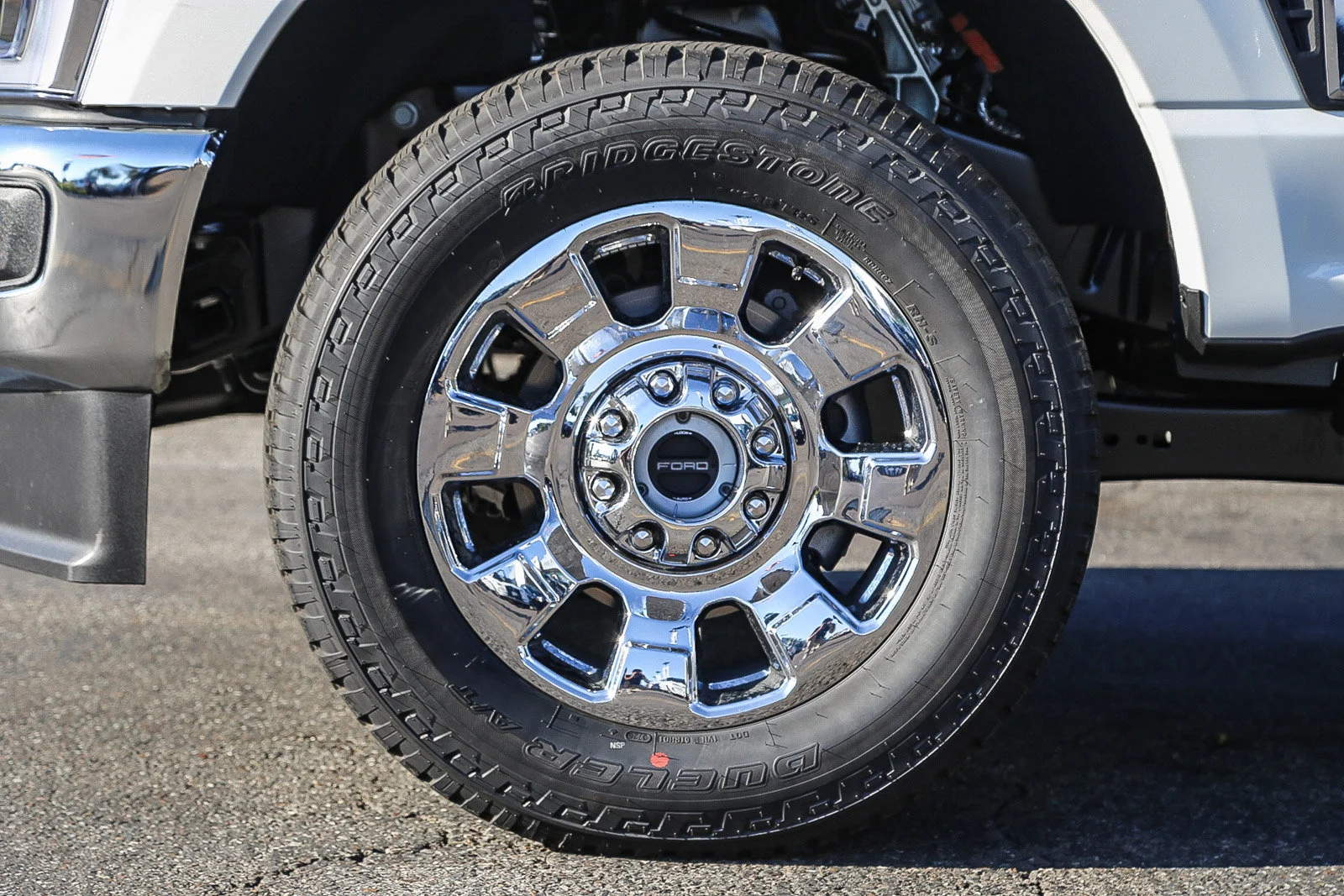 New 2026 Star White Metallic Tri-Coat Ford F-250® King Ranch® image 10