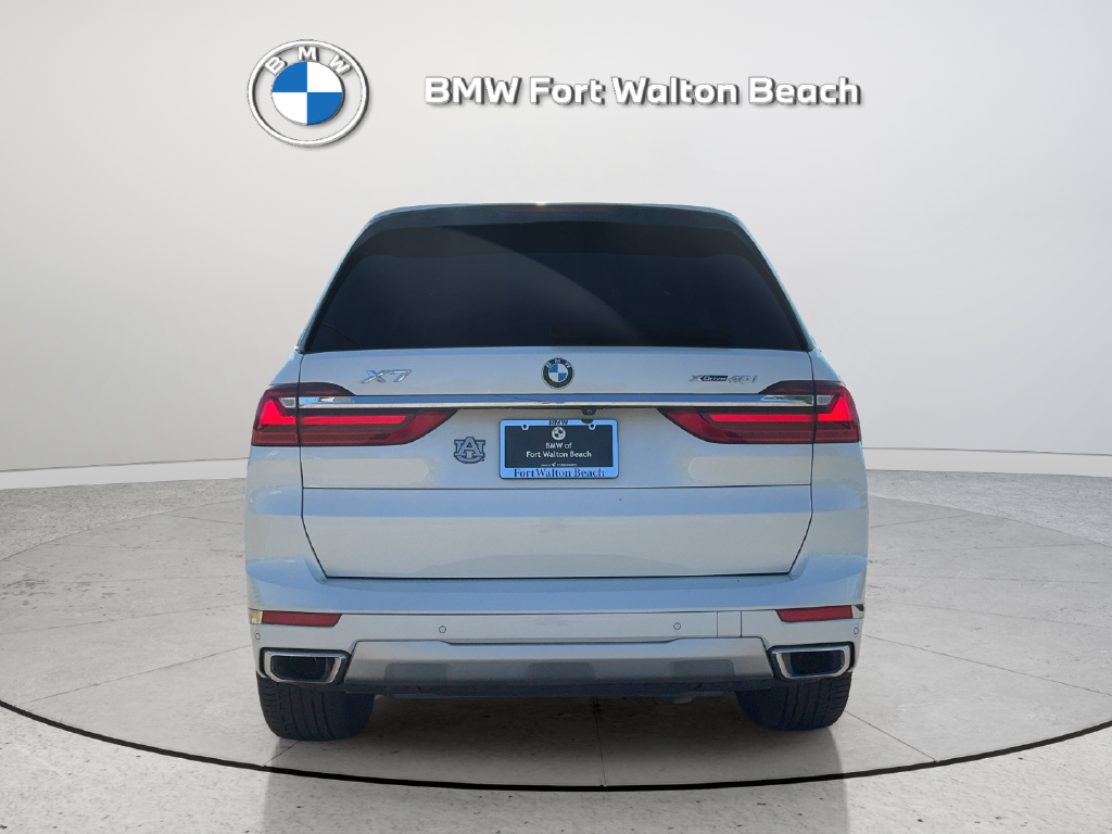 Used 2022 White BMW xDrive40i image 6