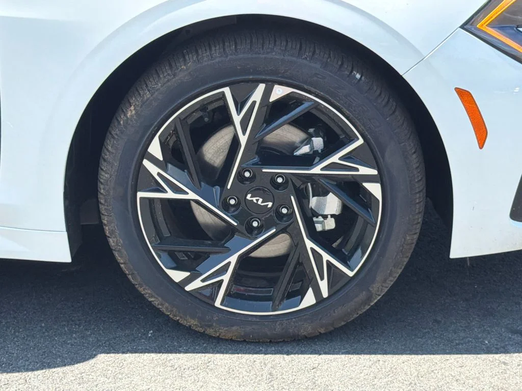 New 2026 White Kia GT-Line image 12