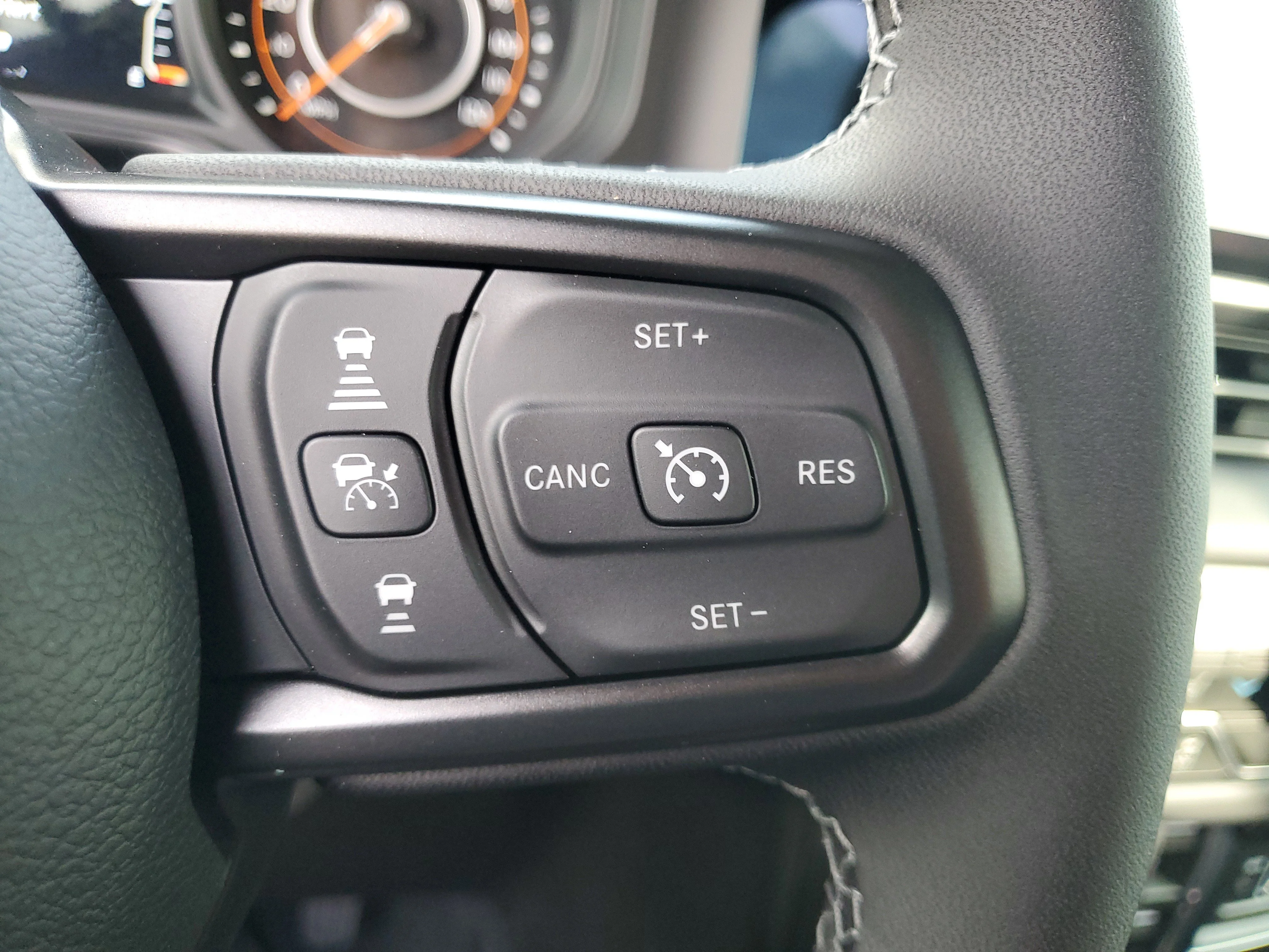New 2026 Reign Jeep Rubicon X image 16