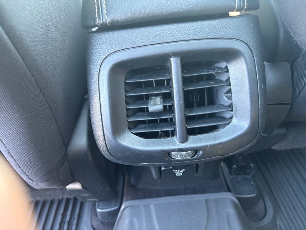 Certified Used 2017 White Jeep Latitude image 23