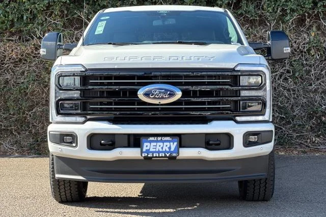 2025 Ford F-250 Super Duty Platinum - Photo 24