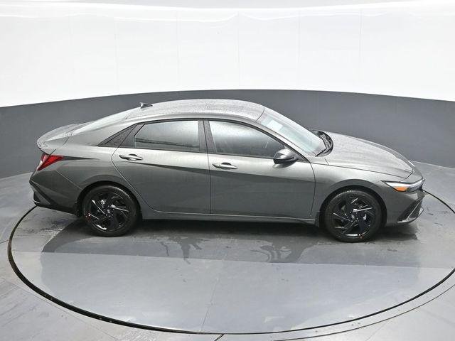 New 2026 Gray Hyundai SEL Sport Plus image 16