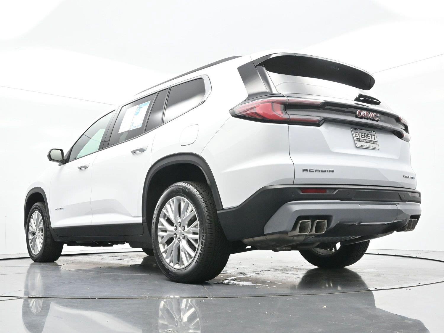 Used 2026 Summit White GMC Elevation image 50
