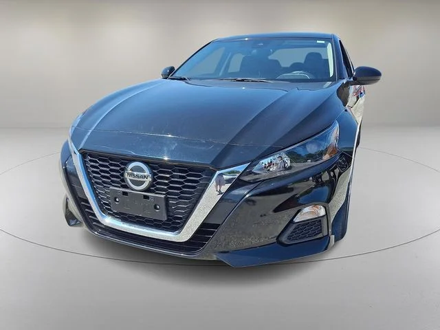 Used 2022 Black Nissan 2.5 S image 4