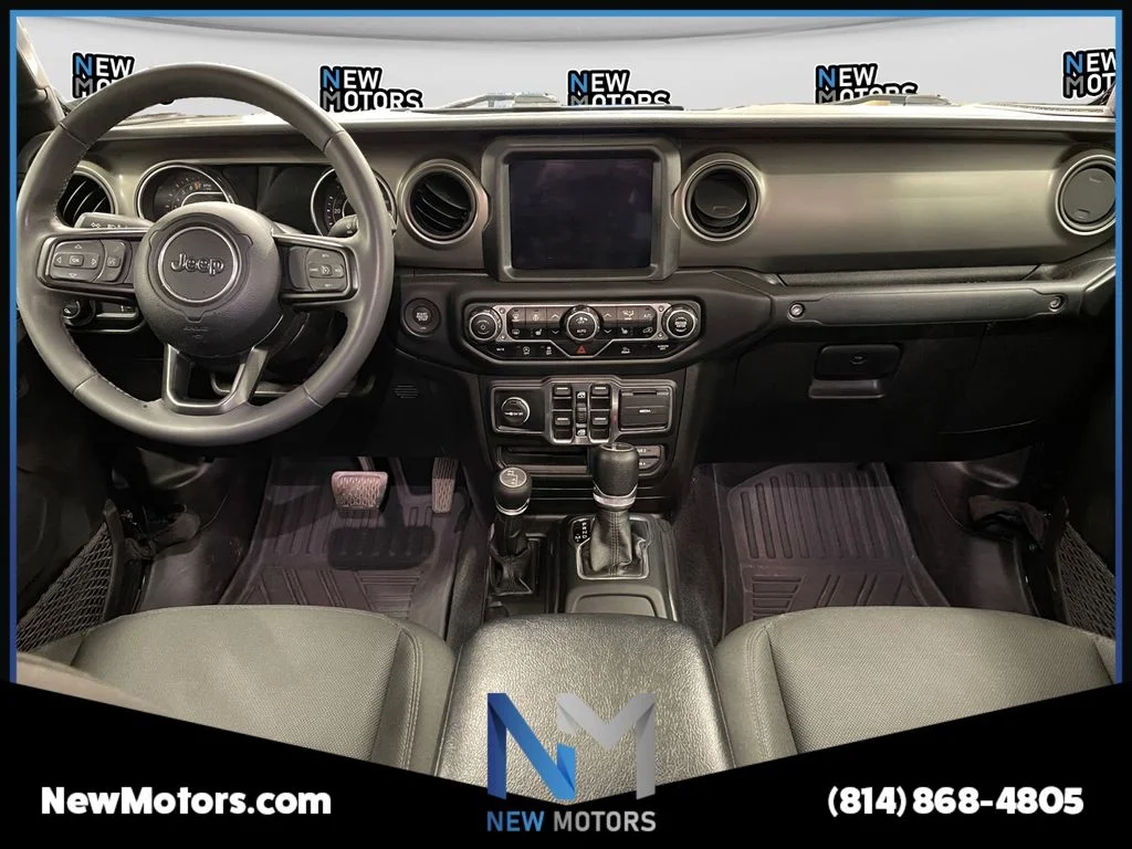 Used 2023 Black Clearcoat Jeep Sport S image 10