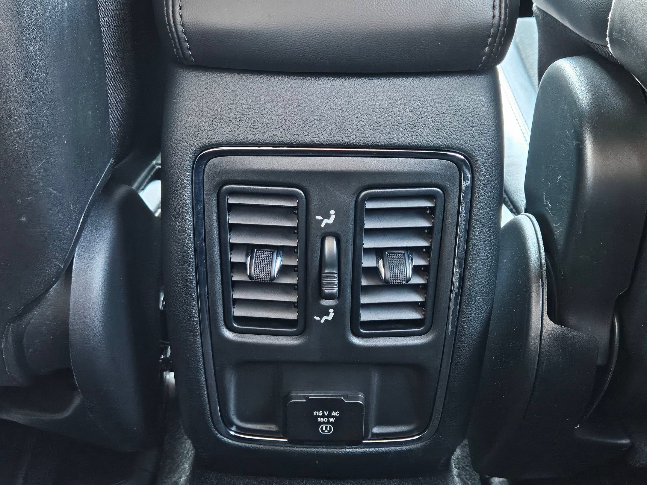 Used 2022 Velvet Red Pearlcoat Jeep Laredo X image 27