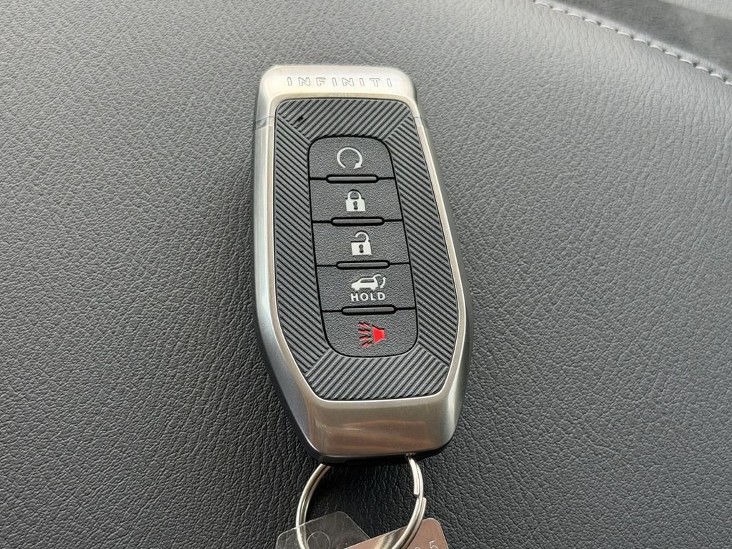 New 2027 DYNAMIC METAL INFINITI Luxe 4WD image 21