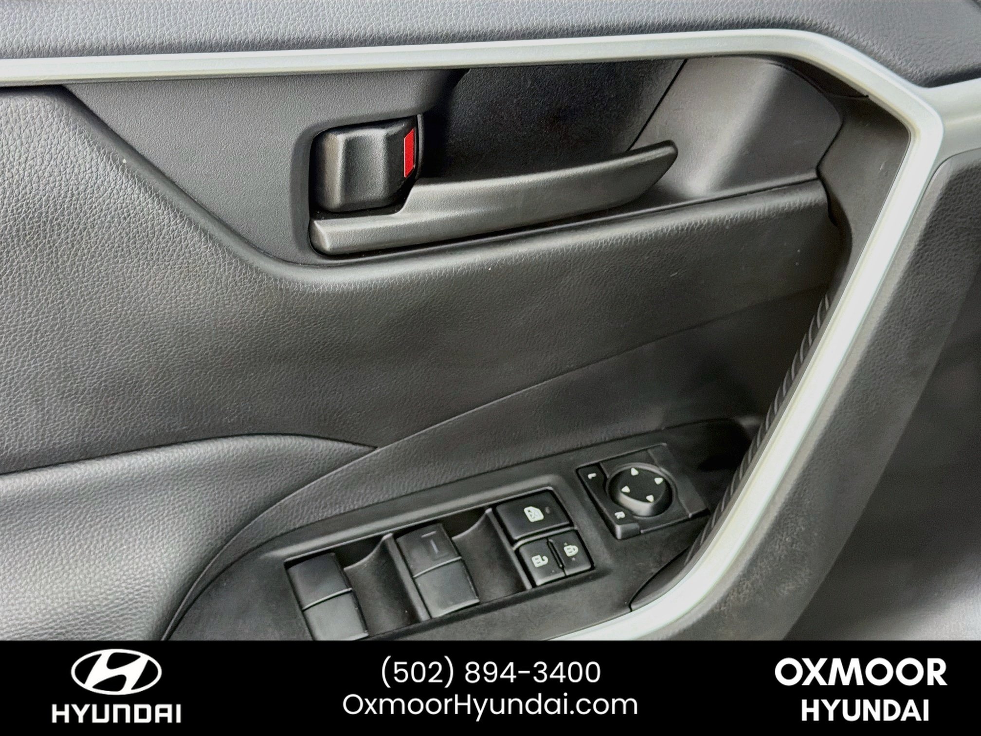 Used 2025 Silver Sky Metallic Toyota LE image 18
