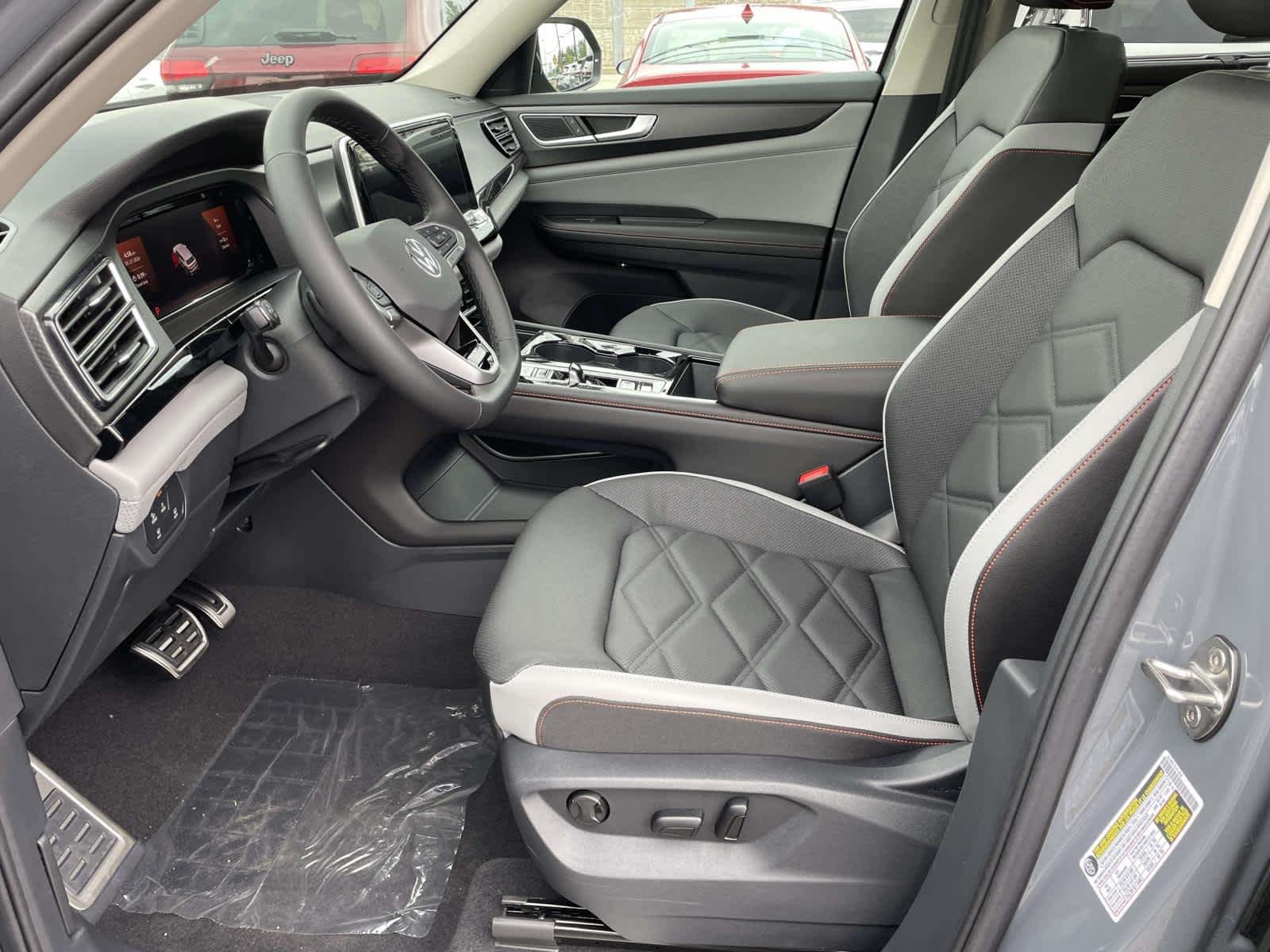 New 2026 Pure Gray Volkswagen 2.0T Peak Edition image 13