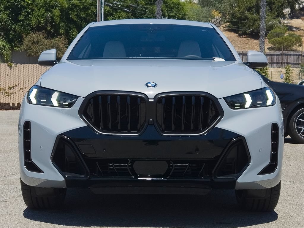 New 2027 Brooklyn Grey Metallic BMW xDrive40i image 2