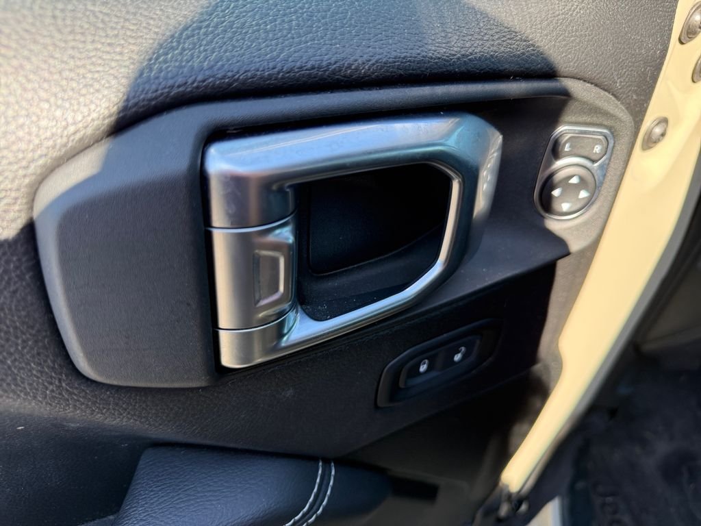 Used 2020 Beige Jeep Overland image 13