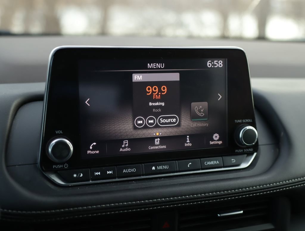 Used 2023 White Nissan S Intelligent AWD image 12