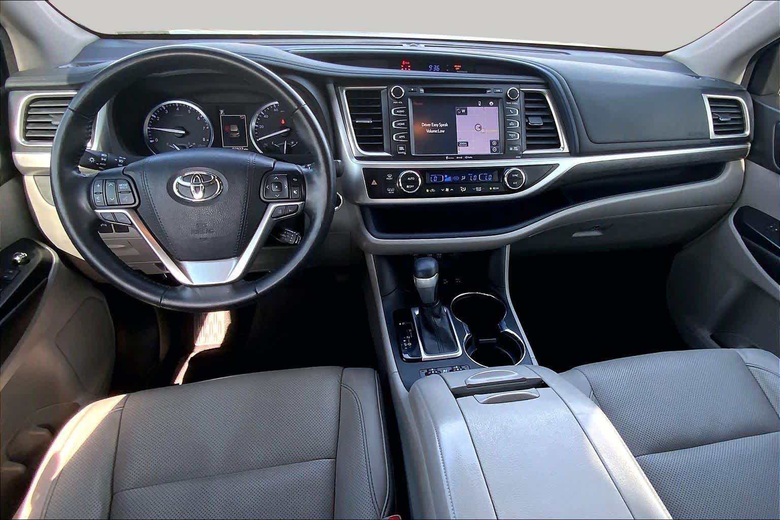 Used 2018 Shoreline Blue Pearl Toyota Limited Platinum image 16