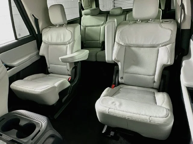 New 2027 Ford Expedition Max Platinum
