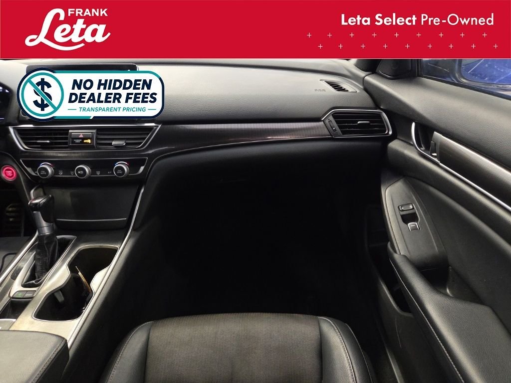 Used 2018 Still Night Pearl Honda  image 19