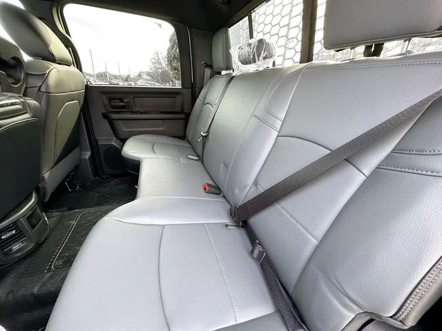 New 2026 Bright White Clear-Coat Exterior Paint RAM TRADESMAN image 23