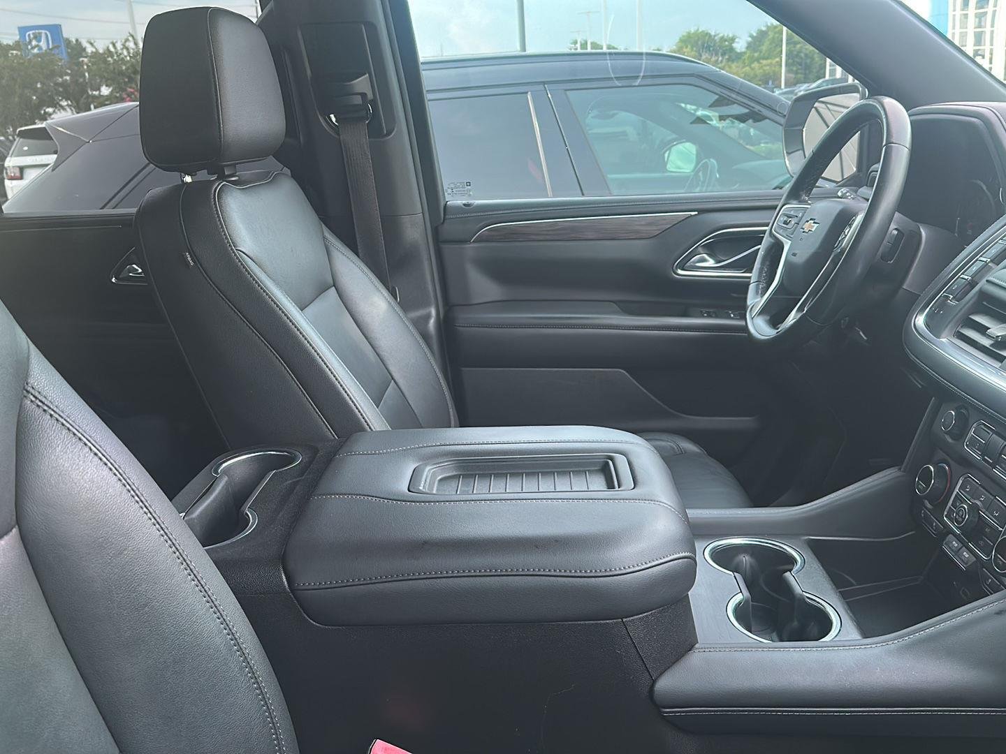 Used 2023 Summit White GMC SLE image 5