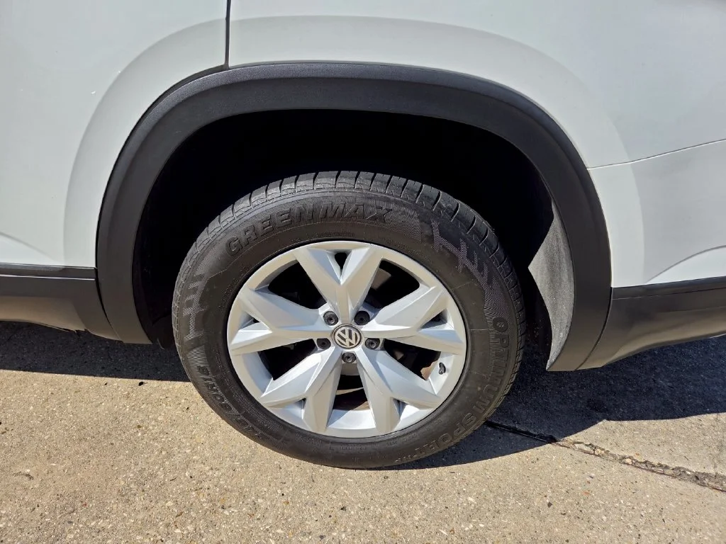 Used 2019  Volkswagen 2.0T SE image 22