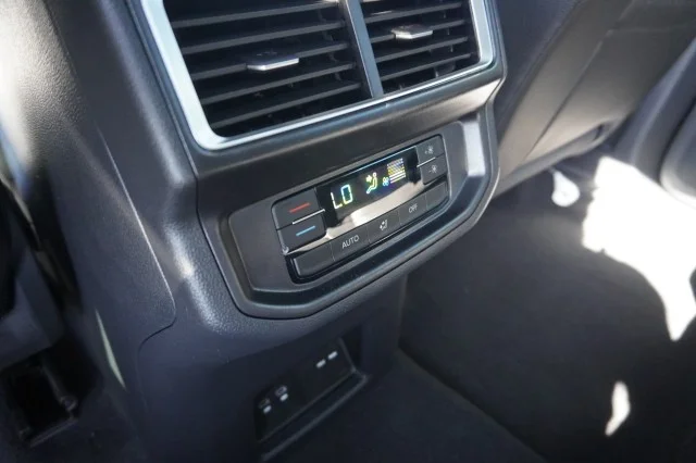 2026 Volkswagen Atlas SE w/Tech - Photo 35